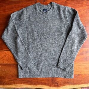 GAP Men's Crewneck Sweater